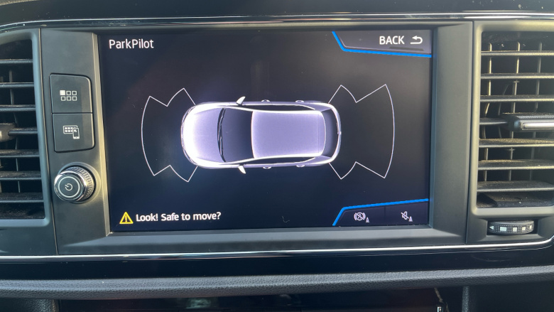 SEAT Leon 1.5 TSI EVO 150 FR Black Edition [EZ] 5dr DSG Petrol Hatchback